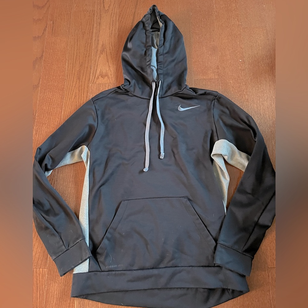 nike hoodie